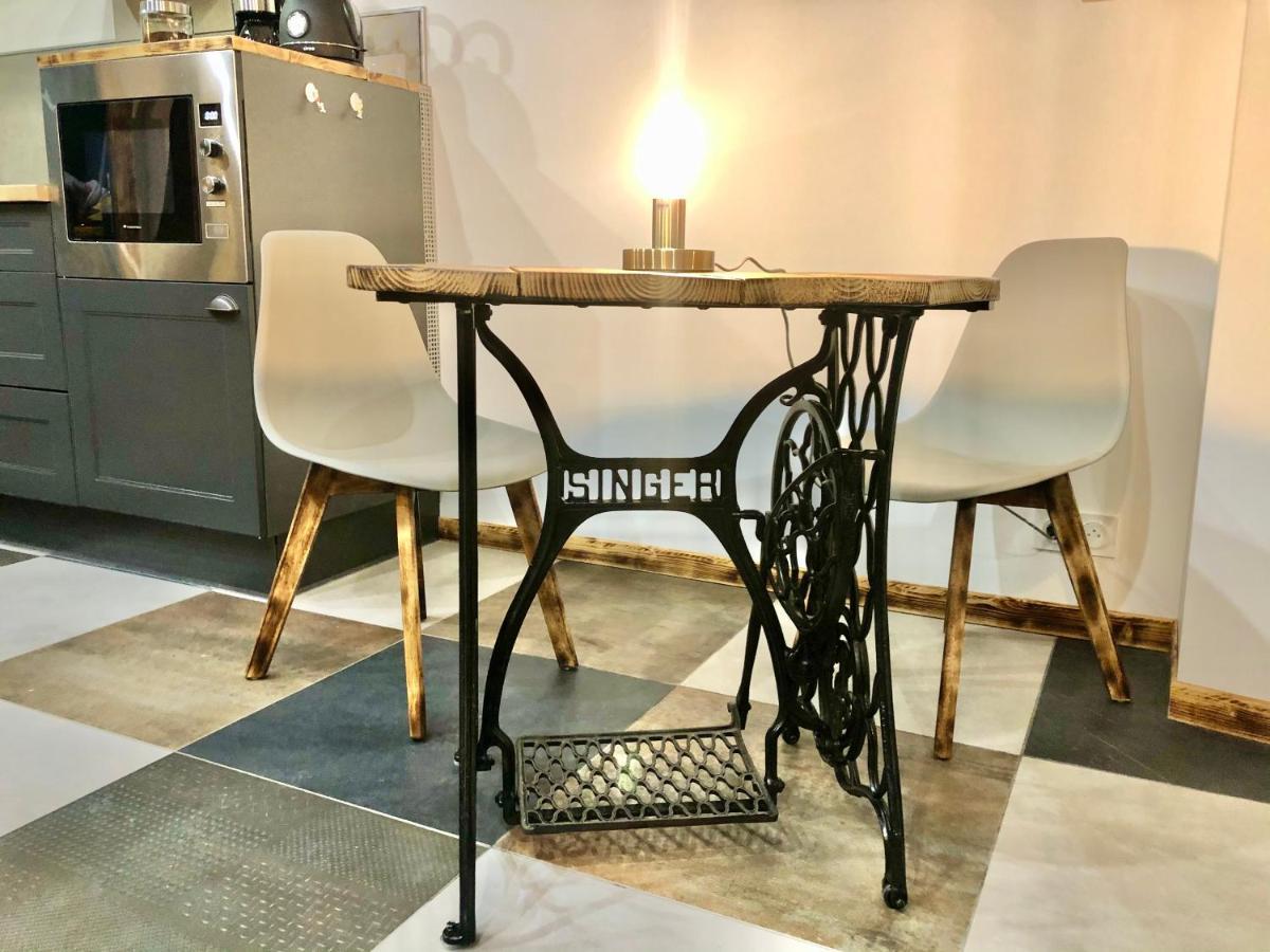 Studio Cocooning Spa, Lit Xxl, Cour Exterieure Le Puy-en-Velay Luaran gambar